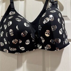 Torrid Skull Print Black Bra 46C NWT